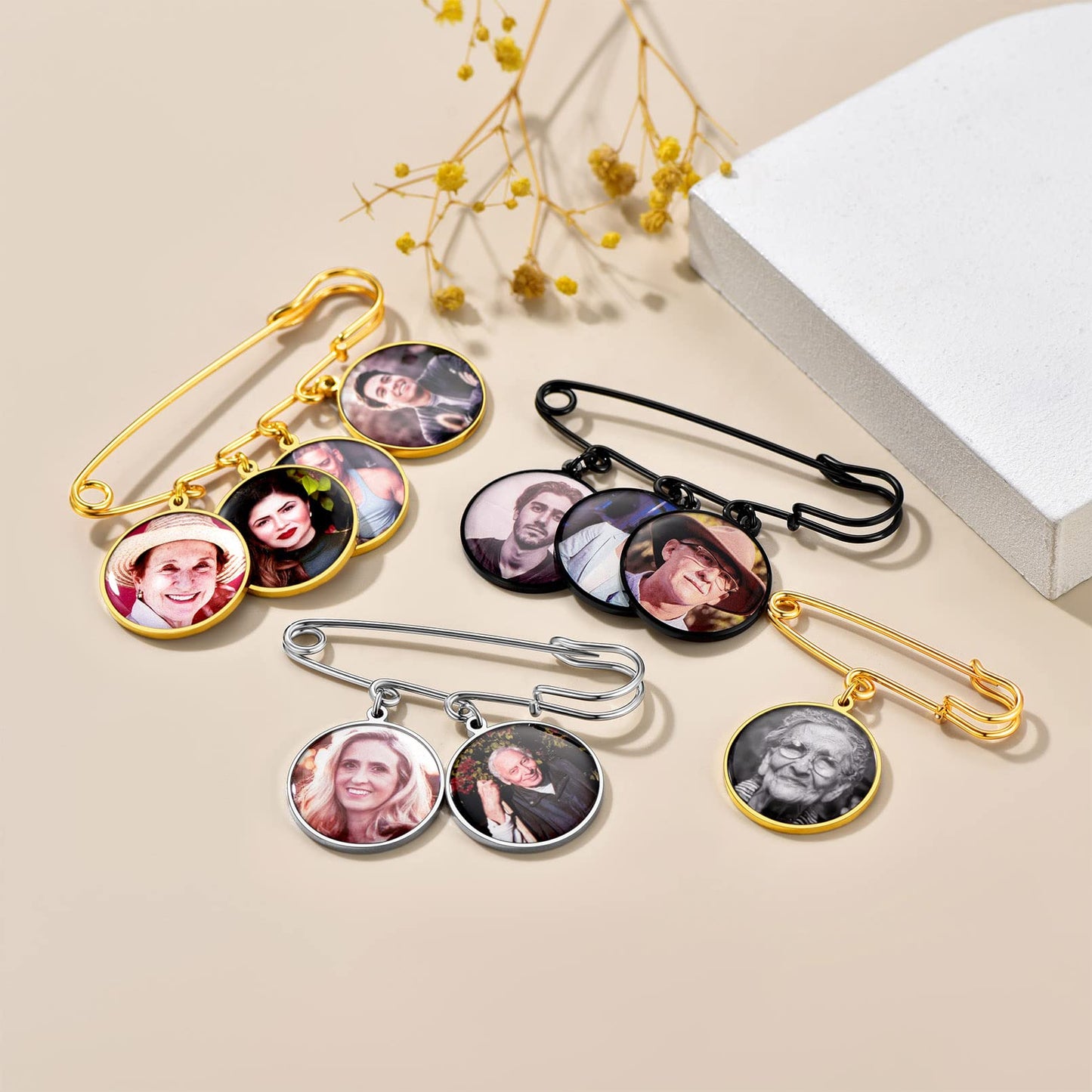 Custom4U Bridal Bouquet Photo Charms Customized Memory Round Charm for Wedding Funeral Boutonniere Pictures Brooch Pins