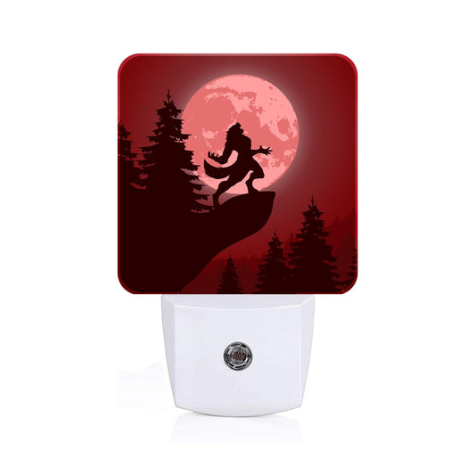 FSHVQKD Blood Moon and Werewolves Night Light,Plug-in Night Lights with Dusk-to-Dawn Sensor for Stairway,Hallway,Bedroom Sleep Friendly Ideal for Women/Girls/Boys Gift,0.5w