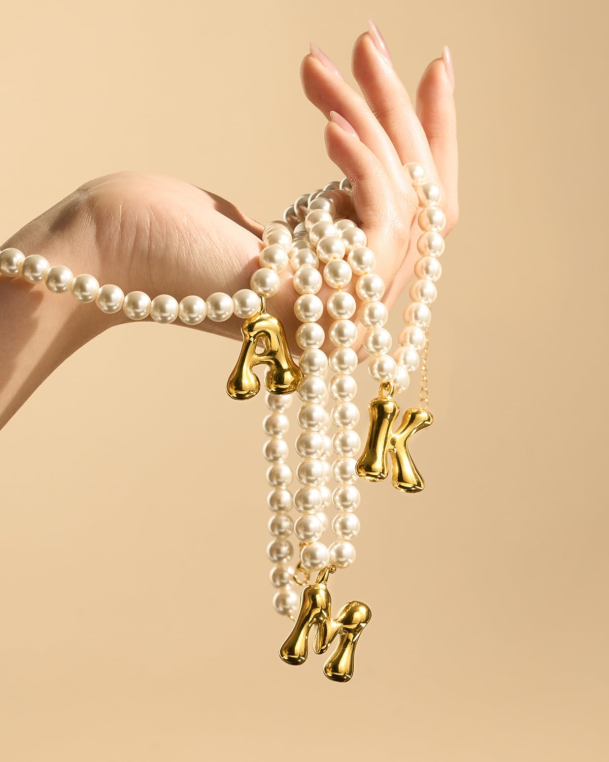 DoDoBeads Pearl Initial Necklace, 18K Gold Plated Stainless Steel Balloon Letter Pendant Z, Non-Tarnish Waterproof Chunky Monogram Jewelry Gifts for Women Teens