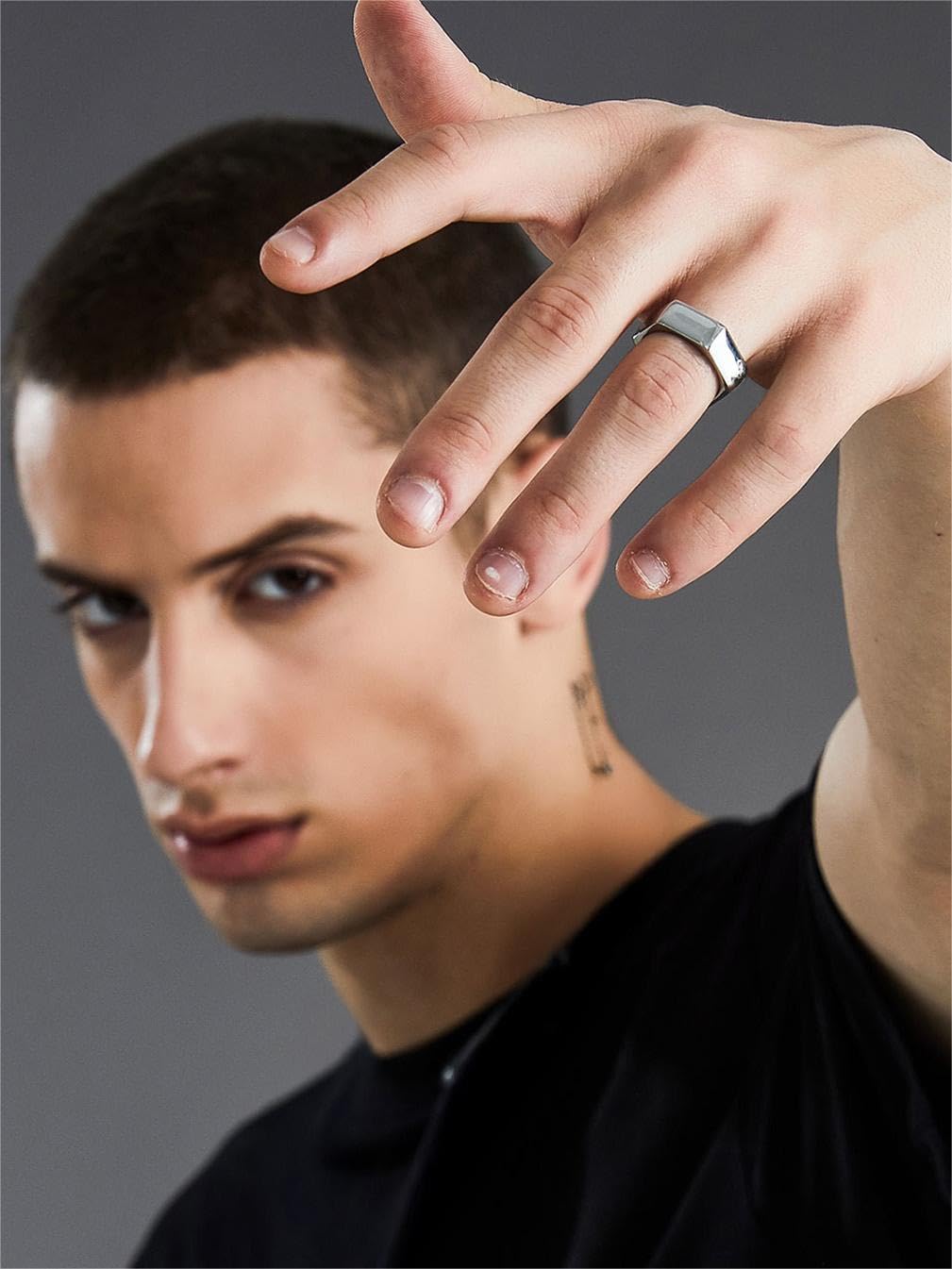 ChainsHouse Men's Punk Stainless Steel Gothic Screw Edge Hexagon Geometric Biker Ring Bands, Size 12