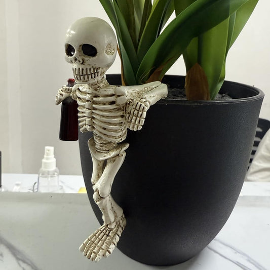 WACSLDN Halloween Skeleton Flowerpot Decoration, Weather Resistant Resin Garden Statue (Black Cup)