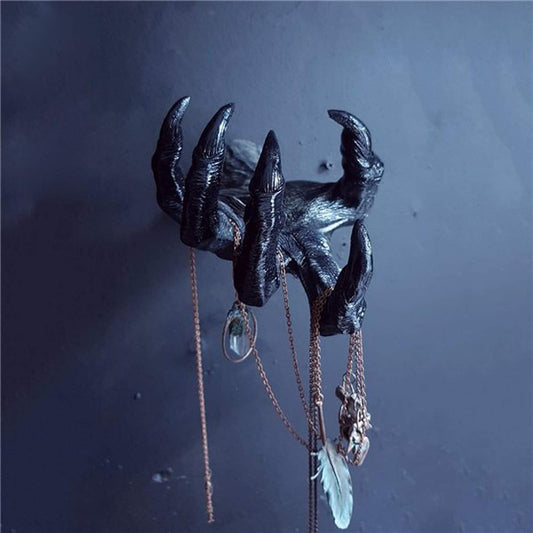 YOWOY Witch's Demon Hand Wall Hanging Statues,Aesthetic Art Sculpture, Resin Retro Art Hanging Design Mounted Hang Decoration Creative Props for Living Room (Black Medium Size)