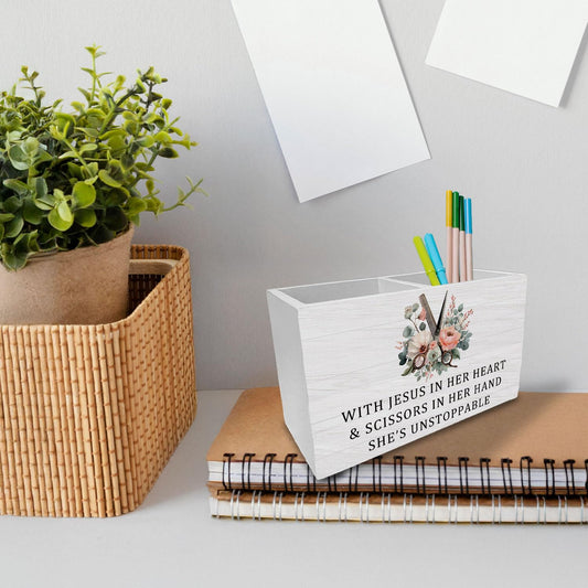 HYKDFMNCJ Christian Hairstylist Pen Holder for Desk, Hairdresser Hairstylist Gifts Wooden Box Sign Desk Decor for Hair Beauty Salon Barber Shop Decoration, Barber Gifts Pencil Organizer