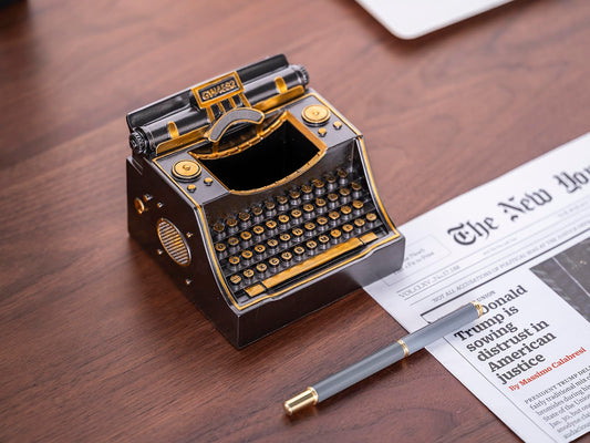 Amoysanli Retro Typewriter Pen Holder Decorative Resin Vintage Pencil Holders Desk Organizer for Writer's Desk (Iron)