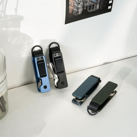 TUXON Key Organizer For Men - Compact Metal Key Holder | Minimalist Innovative Keyholder | Smart Keychain Secures 1-5 Keys (BLUE)