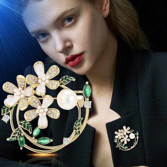 UNVAK Flower Brooch Pin Pearl Wreath Brooches Gold-plated Flower Pin Jewelry Gift for Women Girls