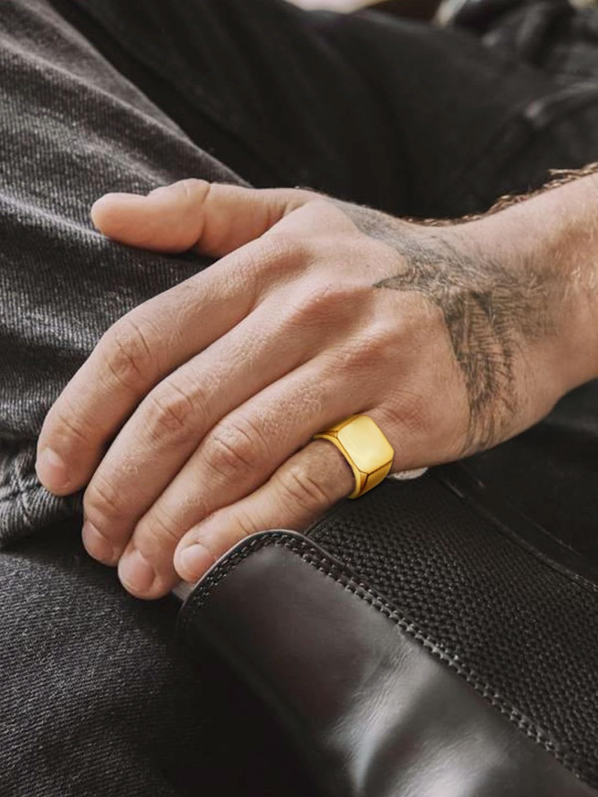 ChainsHouse Signet Biker Rings Solid Polished 18K Gold Cool Finger Ring for Men, Size 12