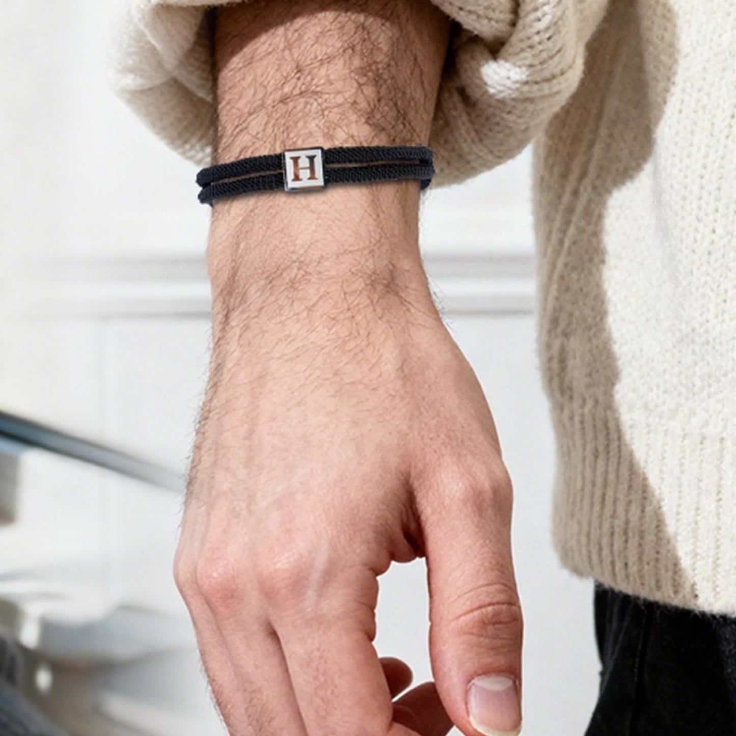 BHDJSHX Christmas Stocking Stuffers For Teenager,26 Letter Alphabet Bracelet (Letter O) - Adjustable Black Rope Initial Jewelry for Couples, Friends & families
