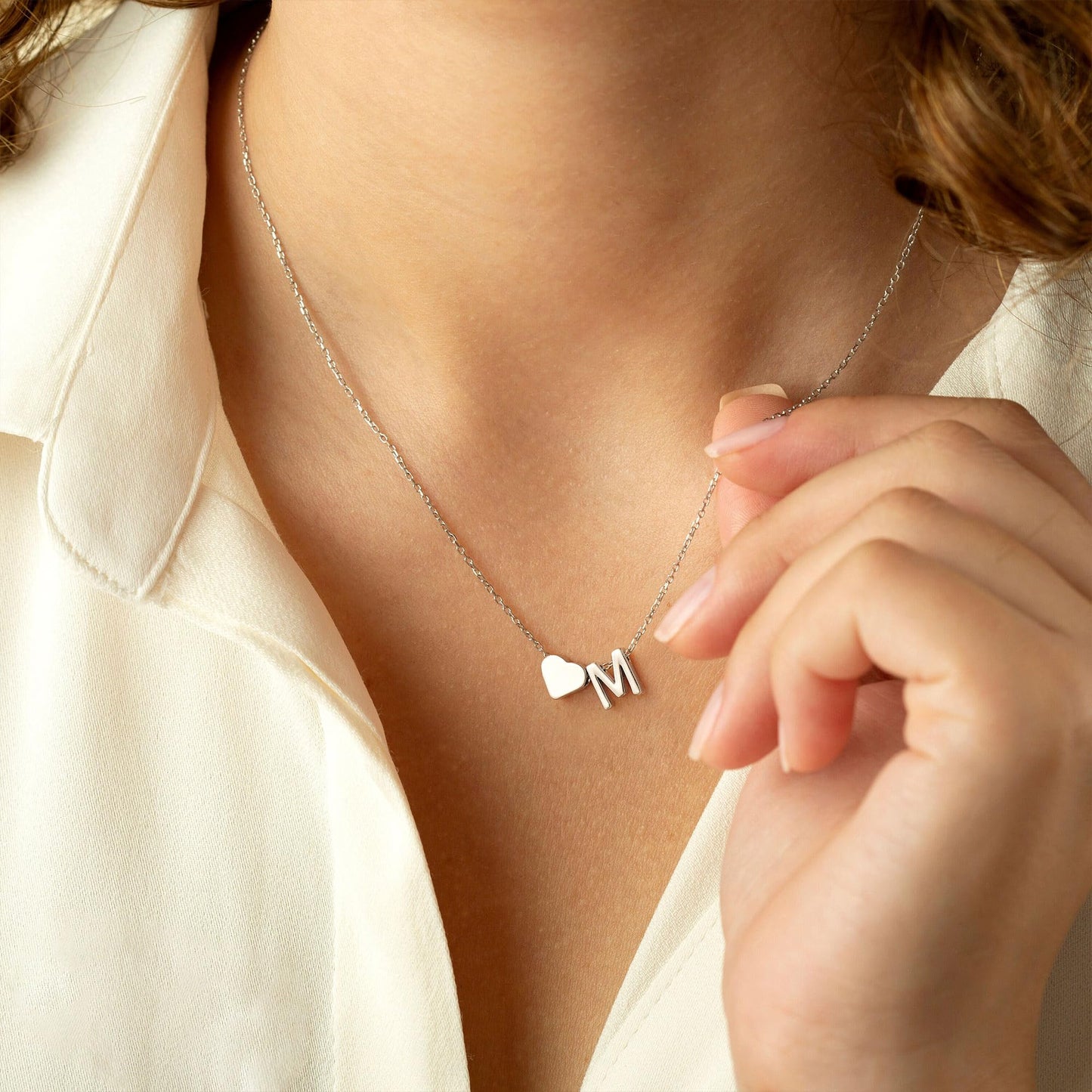 Turandoss Heart Initial Necklaces for Women - Dainty Heart Initial F Silver Letter Necklaces Birthday Gifts for Women Mom Girlfriend
