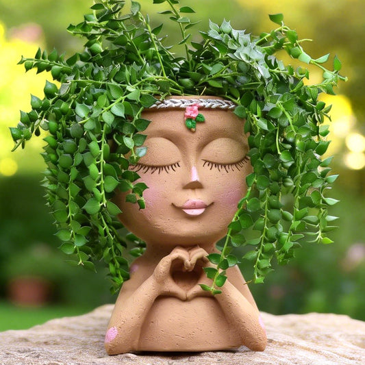 Meltset M Face Planter Pot with Heart Hands, Resin Head Planter for Indoor Plants, Cute Succulent Pots with Drainage Hole, Gardening Gifts for Women Mom Teacher, 7.3" Home Decor (Brown)