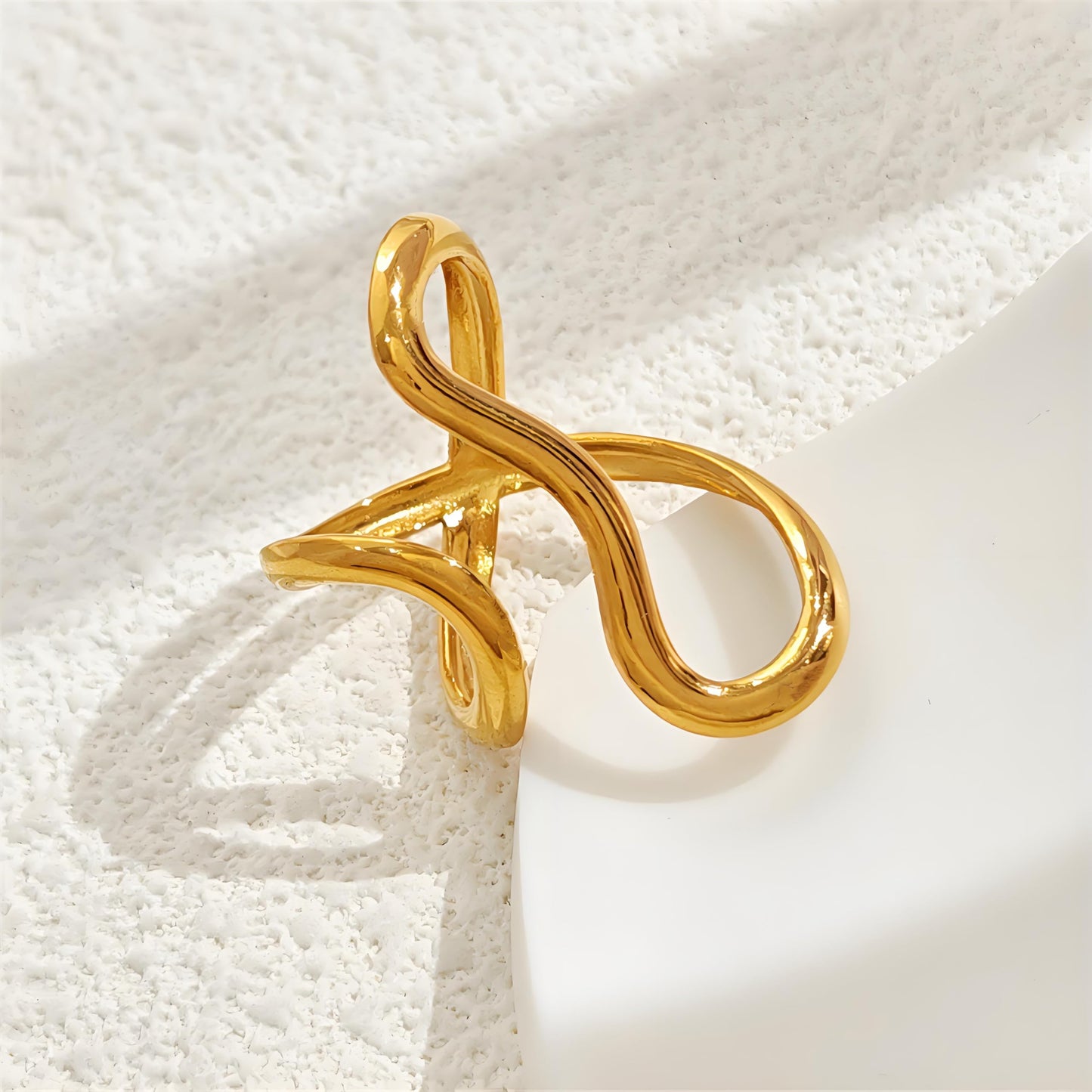 AIETUE Chunky Rings For Women, Gold Silver Thumb Ring Asymmetrical Wavy Curve Ring Adjustable Non Tarnish Dainty Stainless Steel New Year Anniversary Birthday Jewelry Gift (Wavy Gold+Silver)