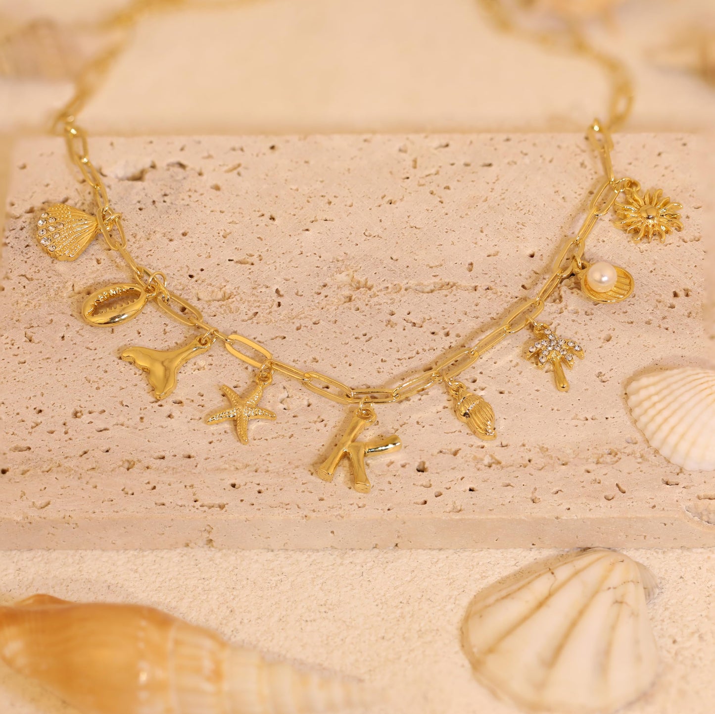 JALZEMPL Initial Charm Necklaces For Women Shell Letter Paperclip Chain Seashell Starfish Beach Summer Pendant Boho Surfer 14K Gold Plated Jewelry Gift (Z)