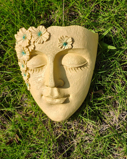 KOXHERO Face Shape Wall Planter Elegant Yellow Resin Wall-Mounted Head Pot with Drainage Hole Unique Small Vase Holder for Flower,Succulents, Hanging Plants for Plant Lovers