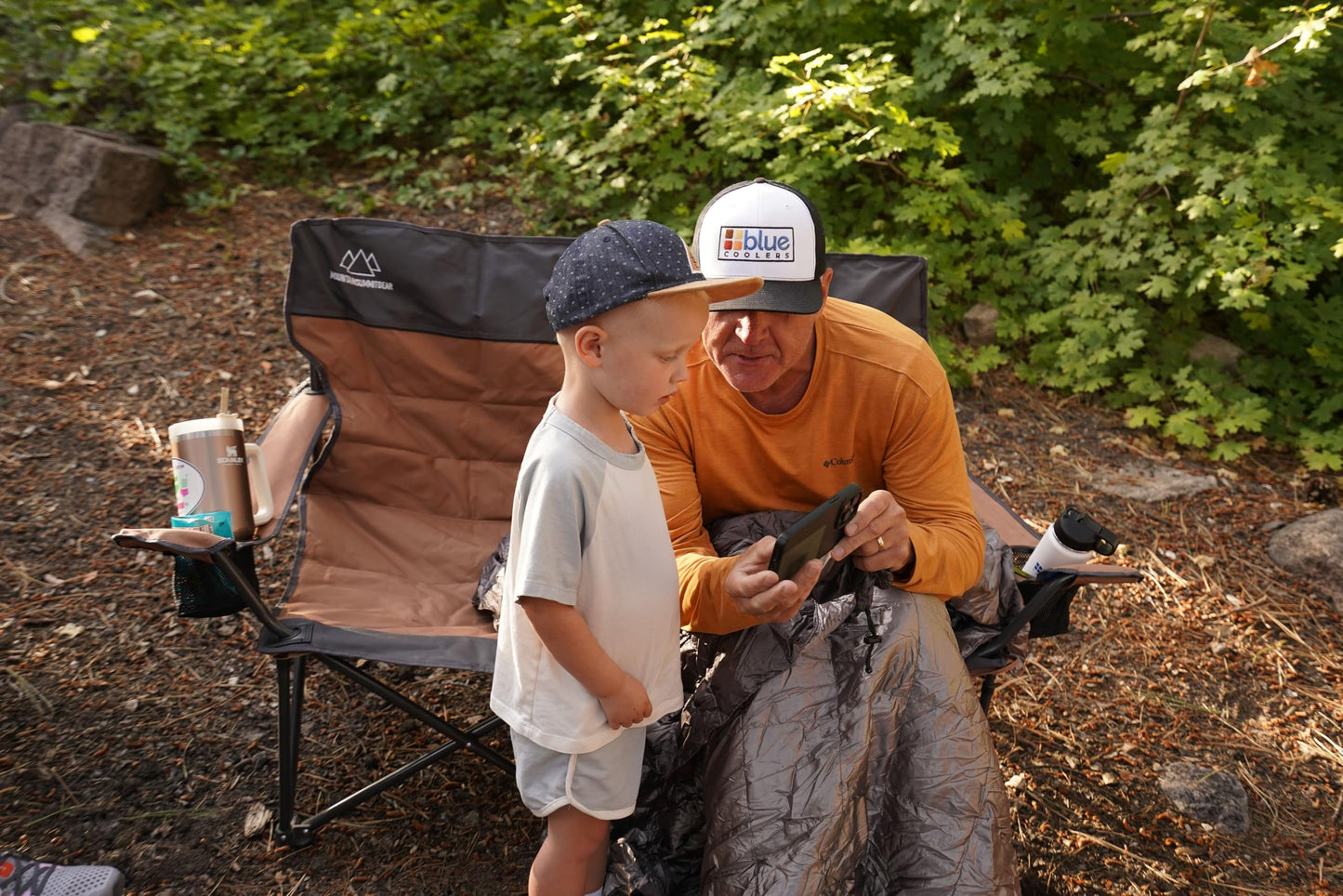 MOUNTAIN SUMMIT GEAR Quilted Low Loveseat Camping Chair for 2 with Padded Seat and Back for Camping/Hiking/Backpacking Made by Caddis Sports (Low Loveseat (Brown))